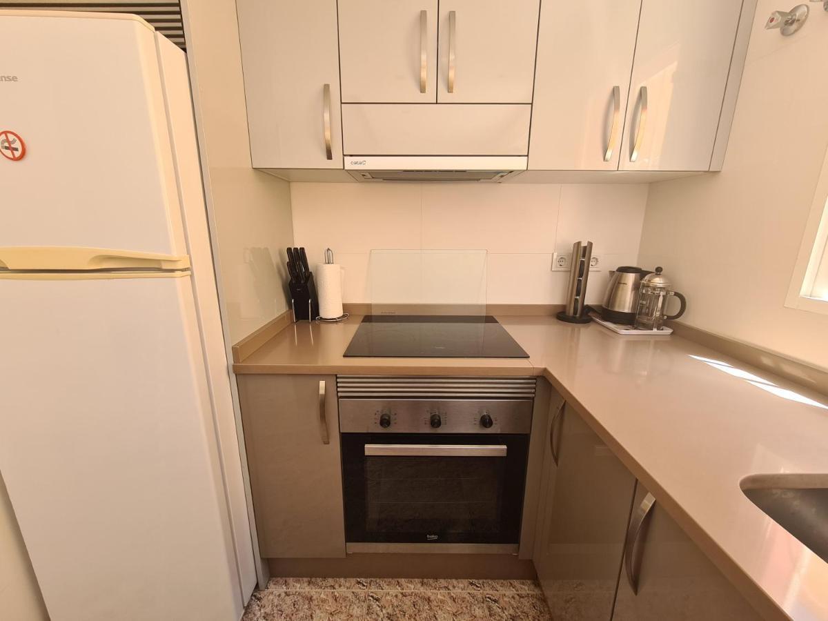 2 Bedroom Property In Closed Urbanisation Torrevieja Esterno foto