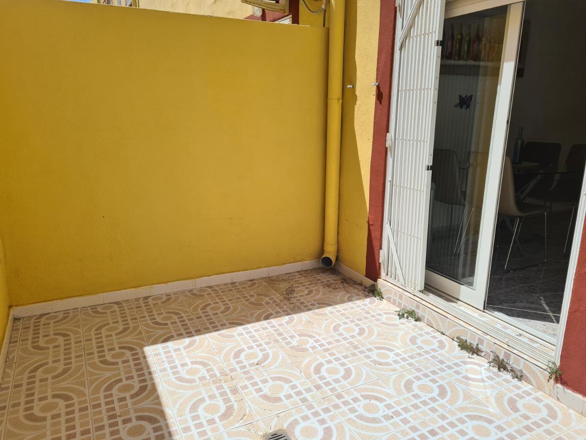2 Bedroom Property In Closed Urbanisation Torrevieja Esterno foto